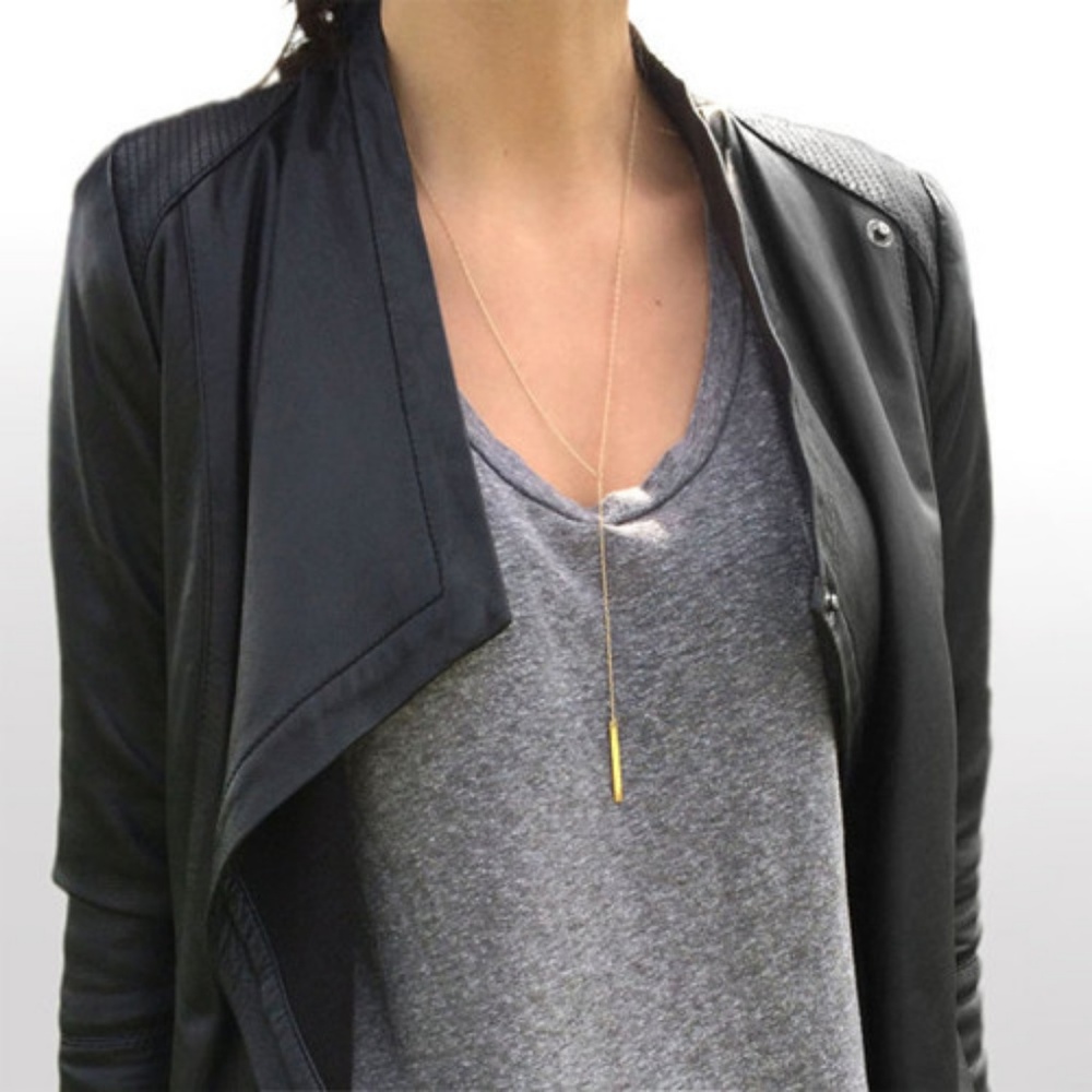 Unique Design//Minimalist Elegant Padent Necklaces - Picture 2 of 2